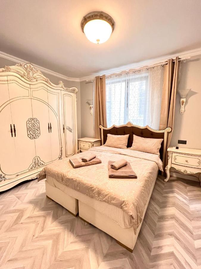стефани Апартамент *